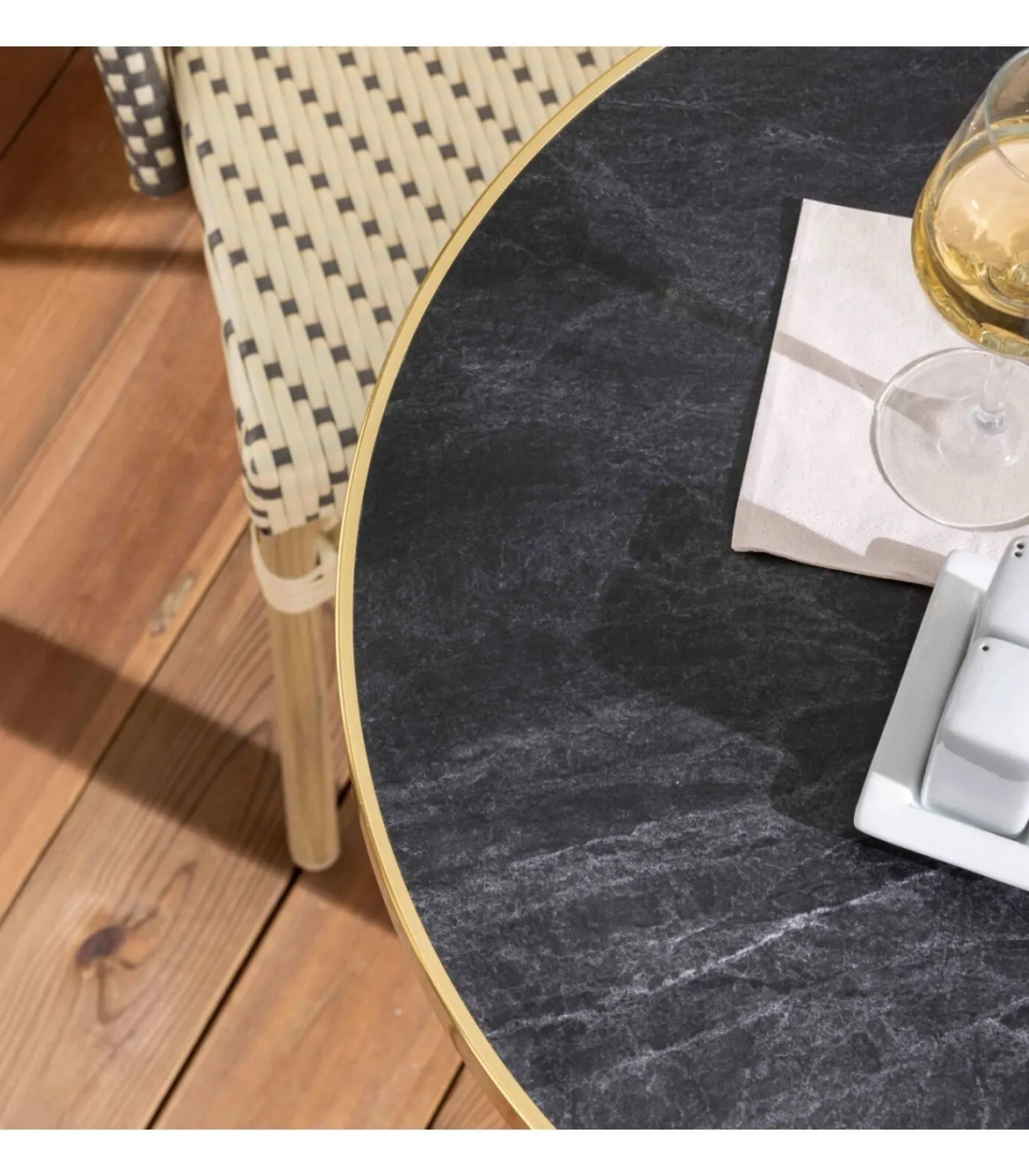 Oviala 60 cm verstelbare zwartmarmeren terrastafel en 2 grijze stoelen