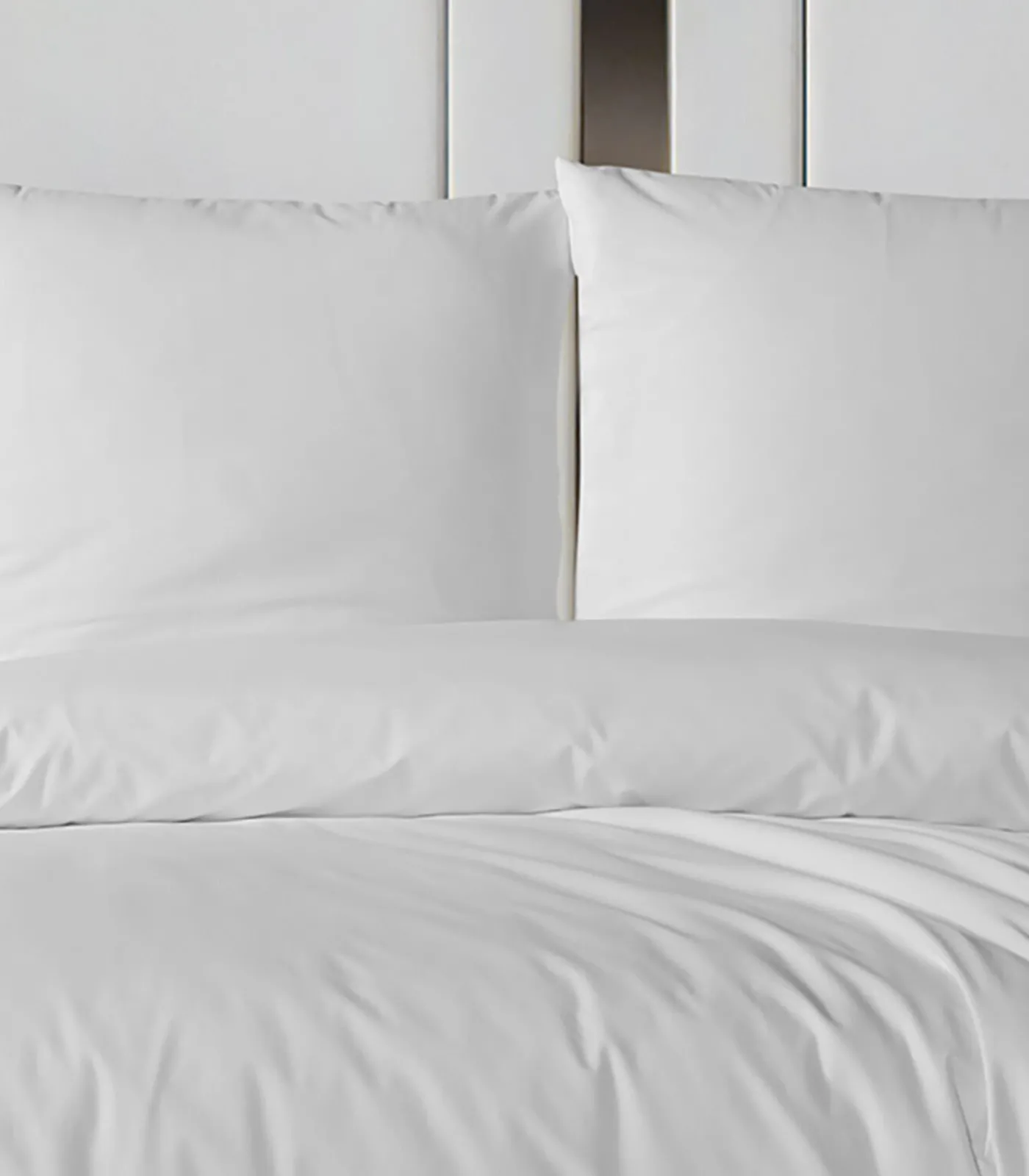 Blanc Avenue 2 persoons beddengoed 200x200 cm+2 kussenslopen 65x65 cm in katoen