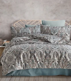 Blanc Avenue 2 persoons beddengoed 240x220 cm+2 kussenslopen 65x65 cm katoensatijn