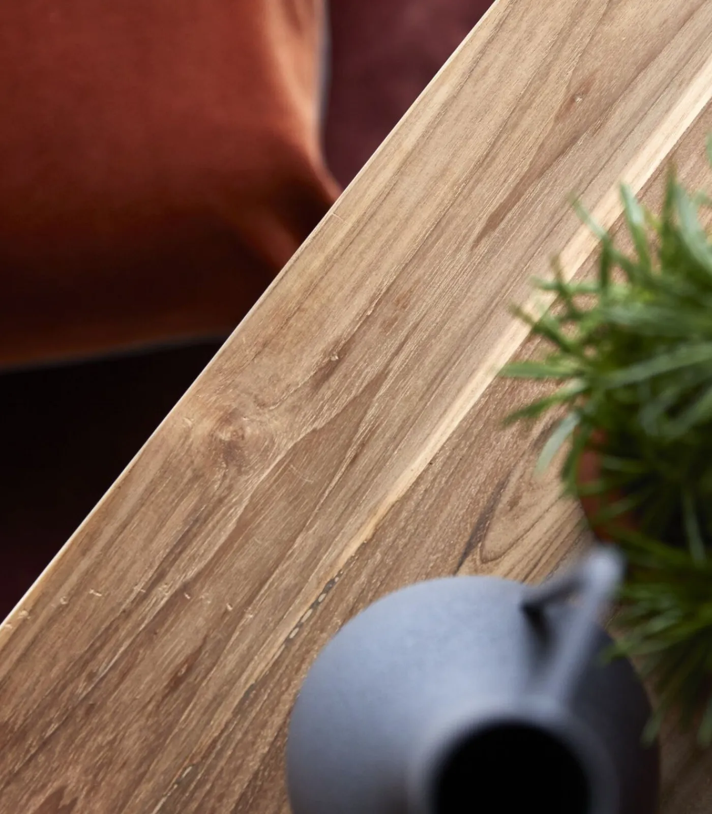 Hot Adonis - Lage bijzettafel van massief gerecycled teakhout Tafels