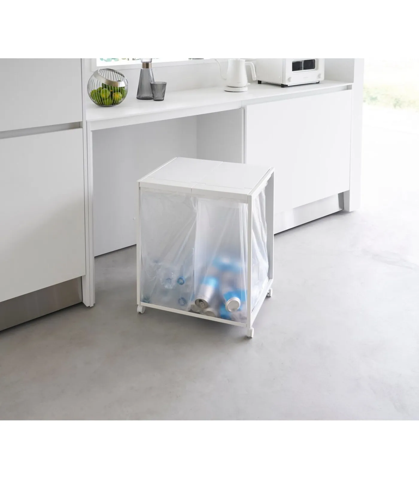 YAMAZAKI Afvalscheidingsprullenbak met wielen - 2 comp - Tower - Wit