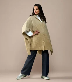 Outlet Aliza Poncho Zand DAMES Truien & Cardigans