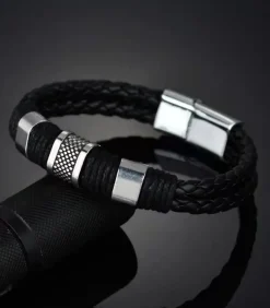 Hot Armband Heren - Zwart Leer met Stalen Accenten Heren Armbanden