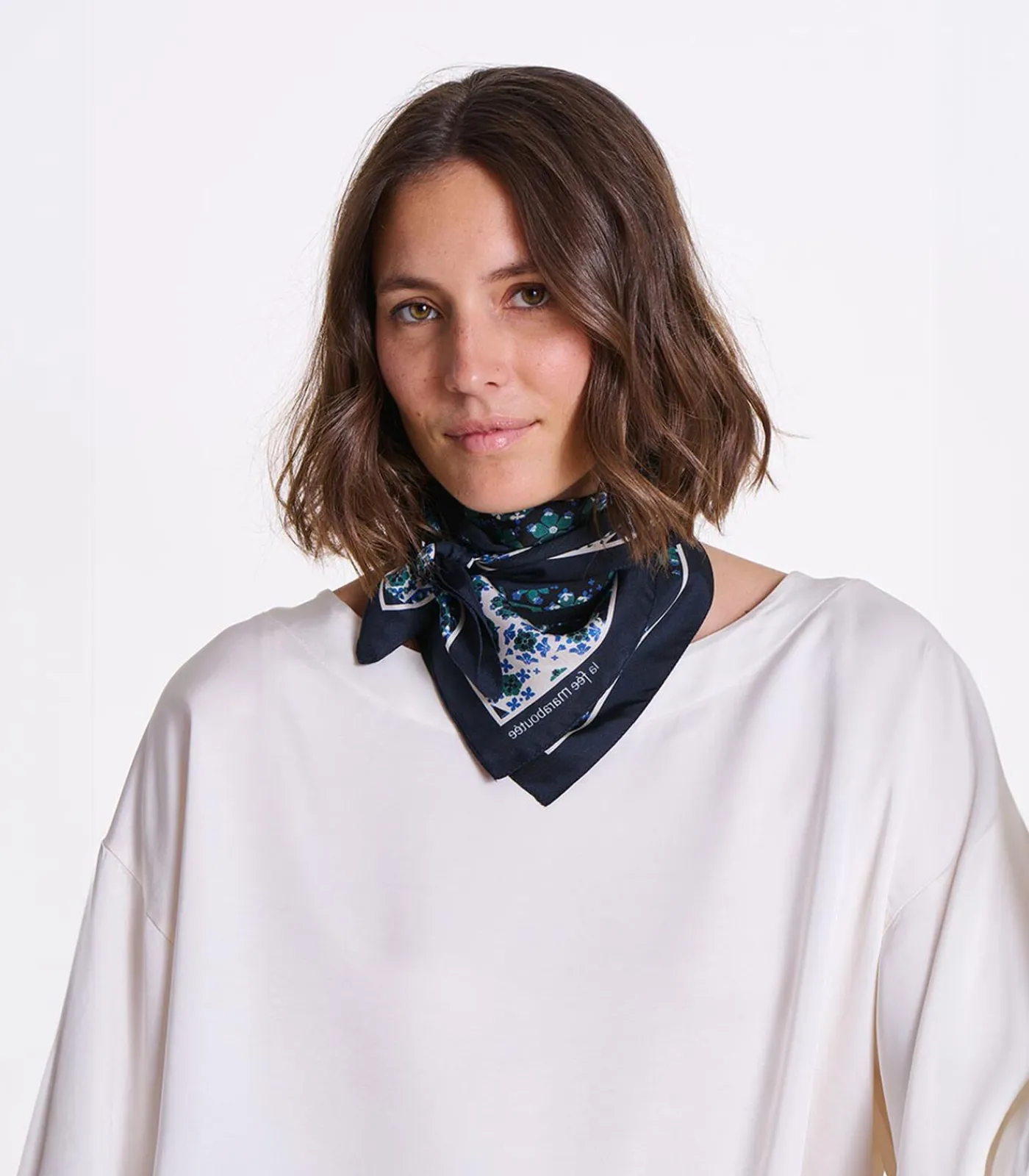 DAMES La Fée Maraboutée Blauw zijden vierkant met print