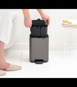 Brabantia Bo Pedaalemmer, 4 liter, stil sluitend, kunststof binnenemmer - Platinum