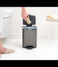 Brabantia Bo Pedaalemmer, 4 liter, stil sluitend, kunststof binnenemmer - Platinum