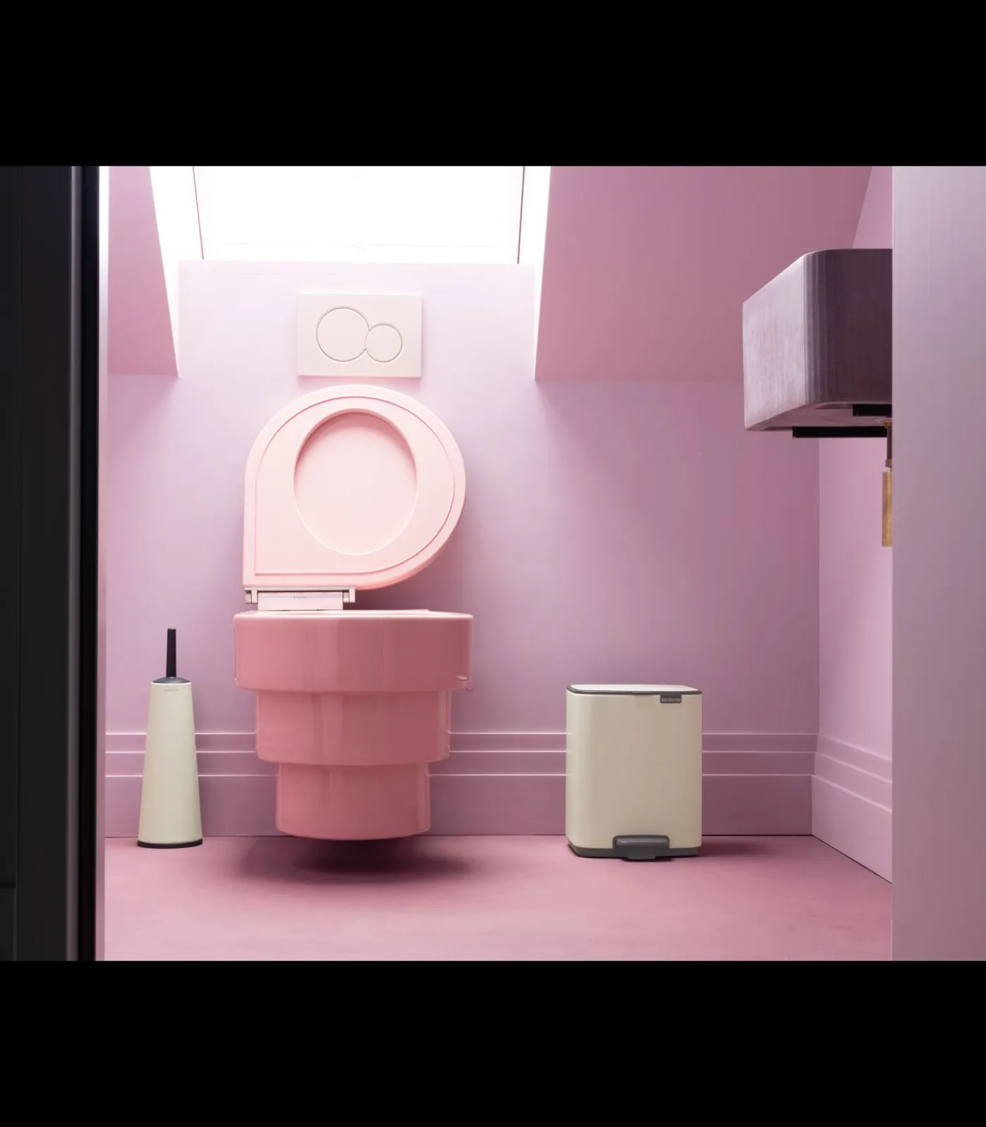 Brabantia Bo Pedaalemmer, 7 liter, stil sluitend, kunststof binnenemmer - Soft Beige