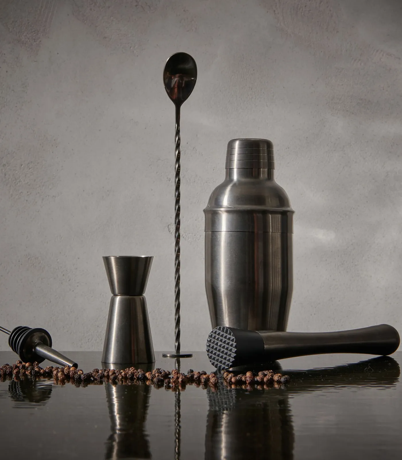 Outlet Cocktailset 7-delig zwart Bar Glazen & Karaffen