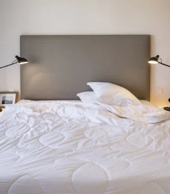 Brun de Vian Tiran Delphes dekbed