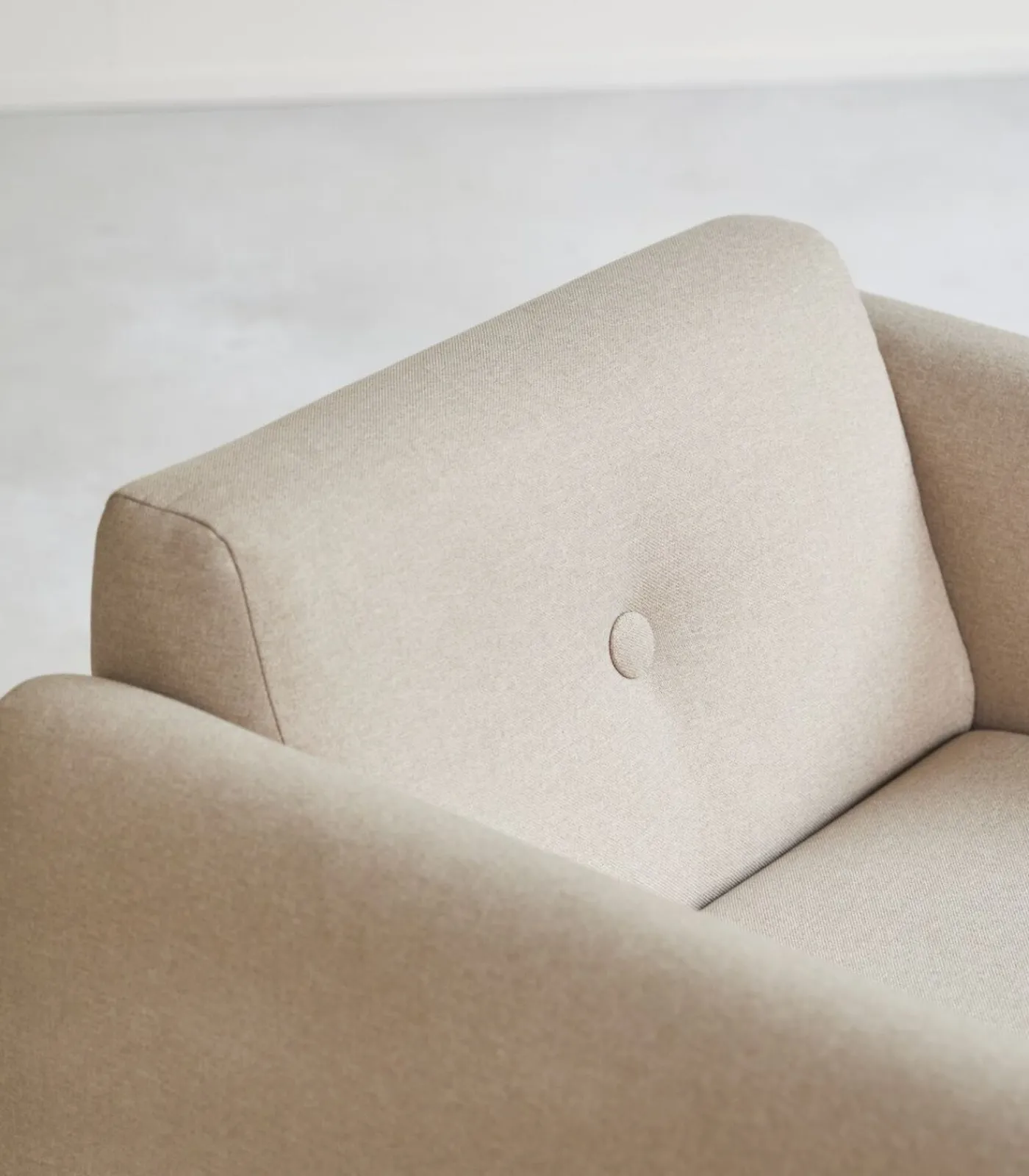 Best Fauteuil Bjorn in massief eiken en ecru stof, 1-zit Zetels