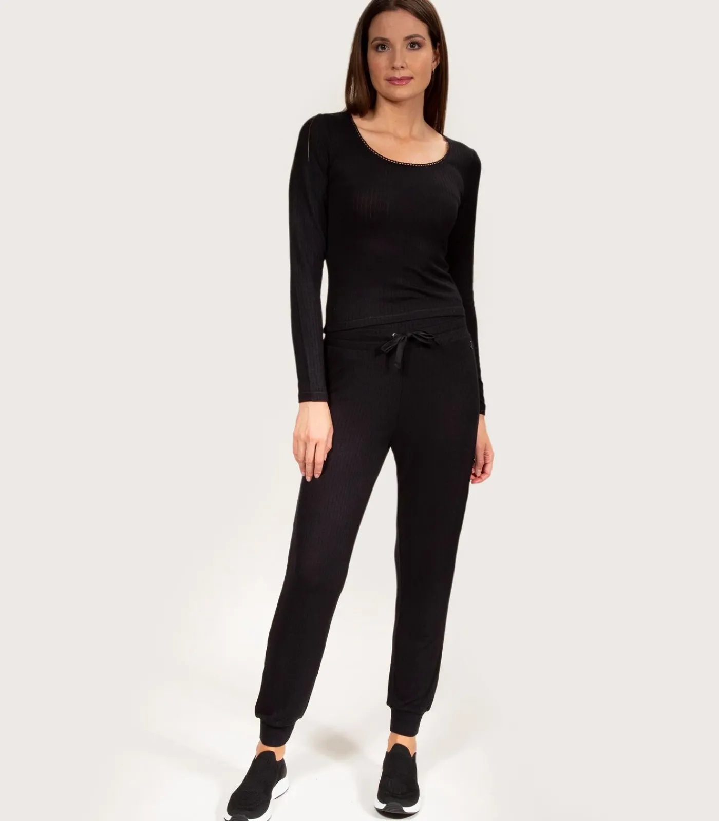 DAMES ISOTONER Geribde joggerbroek voor dames Zwart