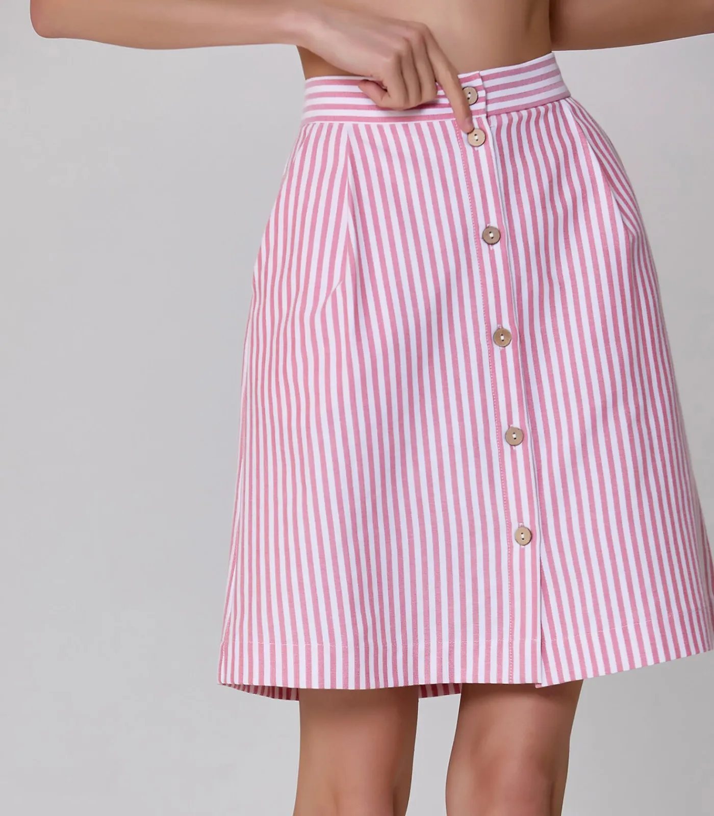 Gestreepte korte rok met knopen DAMES Rokken
