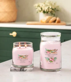 Yankee Candle Geurkaars Fresh Cut Roses Signature Large Jar