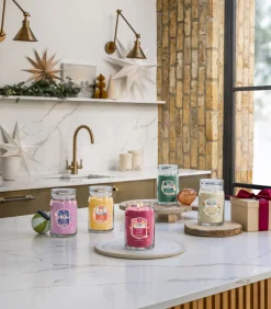 Yankee Candle Geurkaars Slopeside Spritz Signature Medium Jar