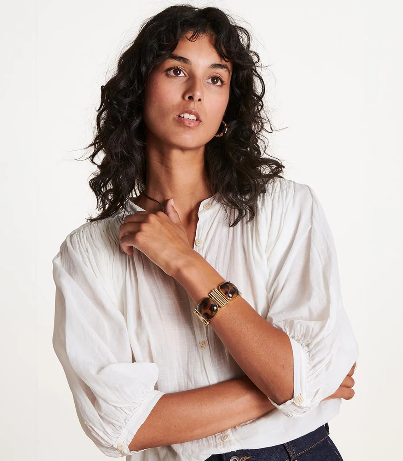 DAMES La Fée Maraboutée Gouden elastische armband met tweekleurige hars