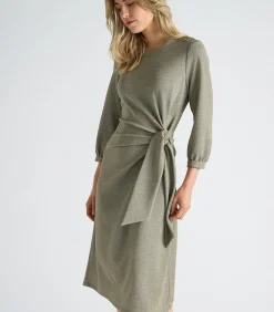 Hot Groen kleed met lurex en knoop in de taille DAMES Jurken