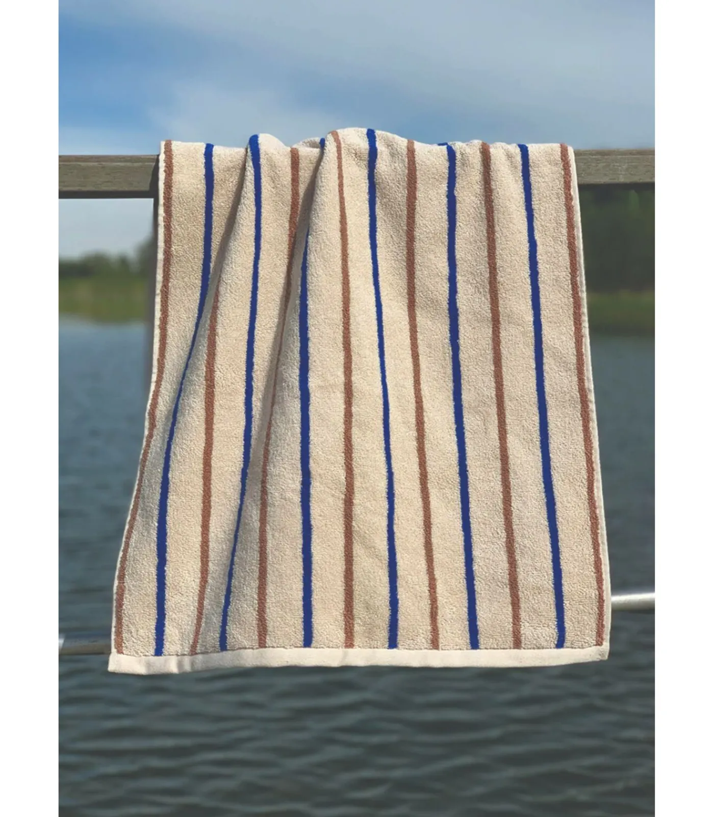 OYOY Handdoek “Raita Towel - 100x150 cm”