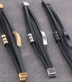 Heren Armband Leder - Zwart met Goud Kleurige Accenten Heren Armbanden