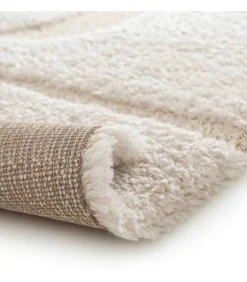 Oviala Hoogpolig vloerkleed met ecru geometrisch patroon 120 x 170 cm