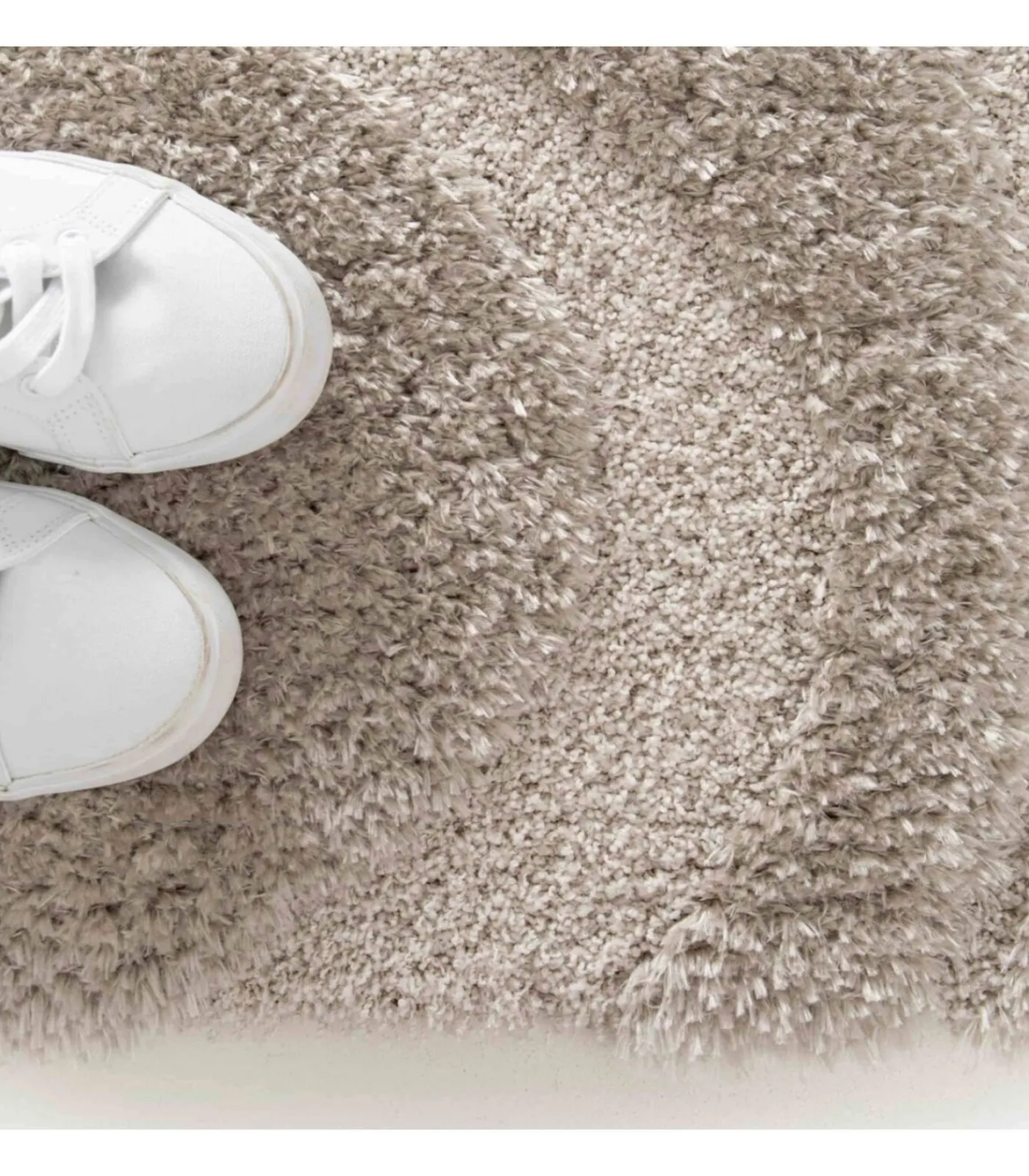 Oviala Hoogpolig vloerkleed met golvend patroon in 120 x 170 cm