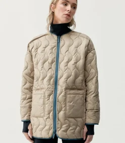 DAMES Born Living Yoga Jasje Yasu