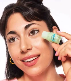 Essence Jelly Grip Primer Stick voor de Oogcontour