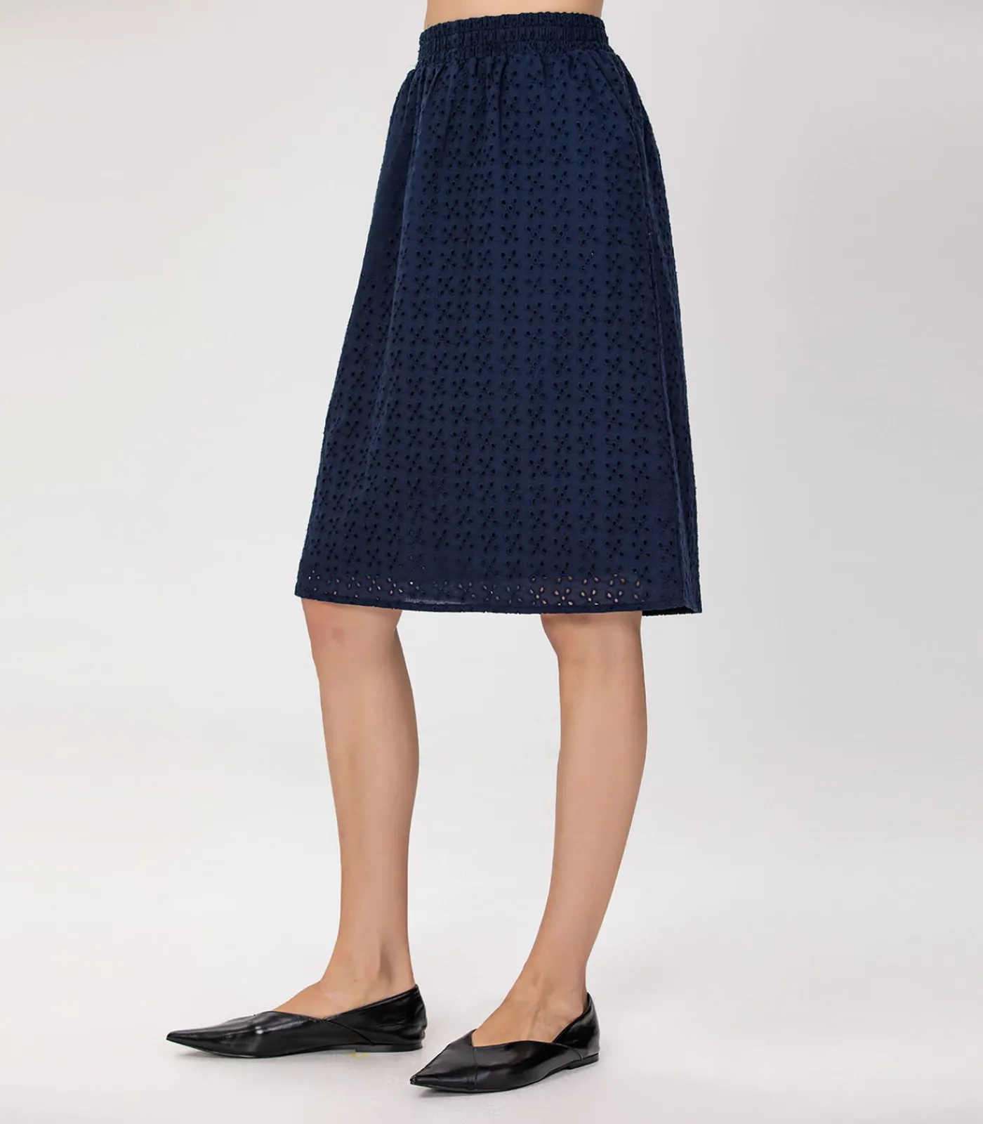 DAMES Smart & Joy Korte broek van katoenen kant met oogjes