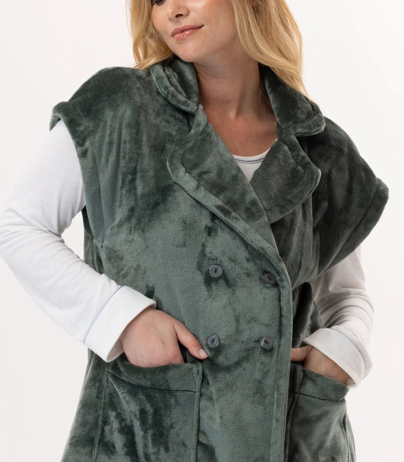 Sale Korte mouwen jasje met knopen van pluche flanel ESSENTIEL H76A DAMES Loungewear