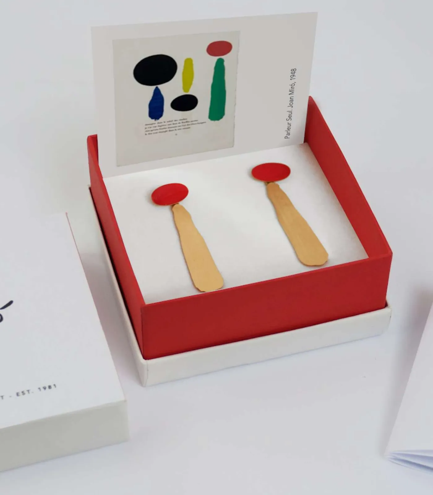 Hot Lange oorbellen Miró Jewelry DAMES Oorbellen