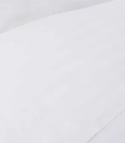 Hot Luxe gestreept laken in wit katoensatijn 270x300 cm Lakens