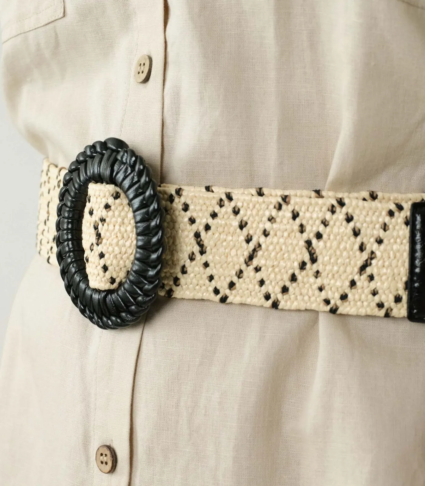 LYSADE - Tweekleurige geometrisch gevlochten riem met decoratieve gesp DAMES Riemen