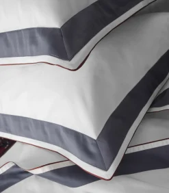 Alexandre Turpault Marceau - Driekleurig laken in katoen satijn met opgenaaide strook