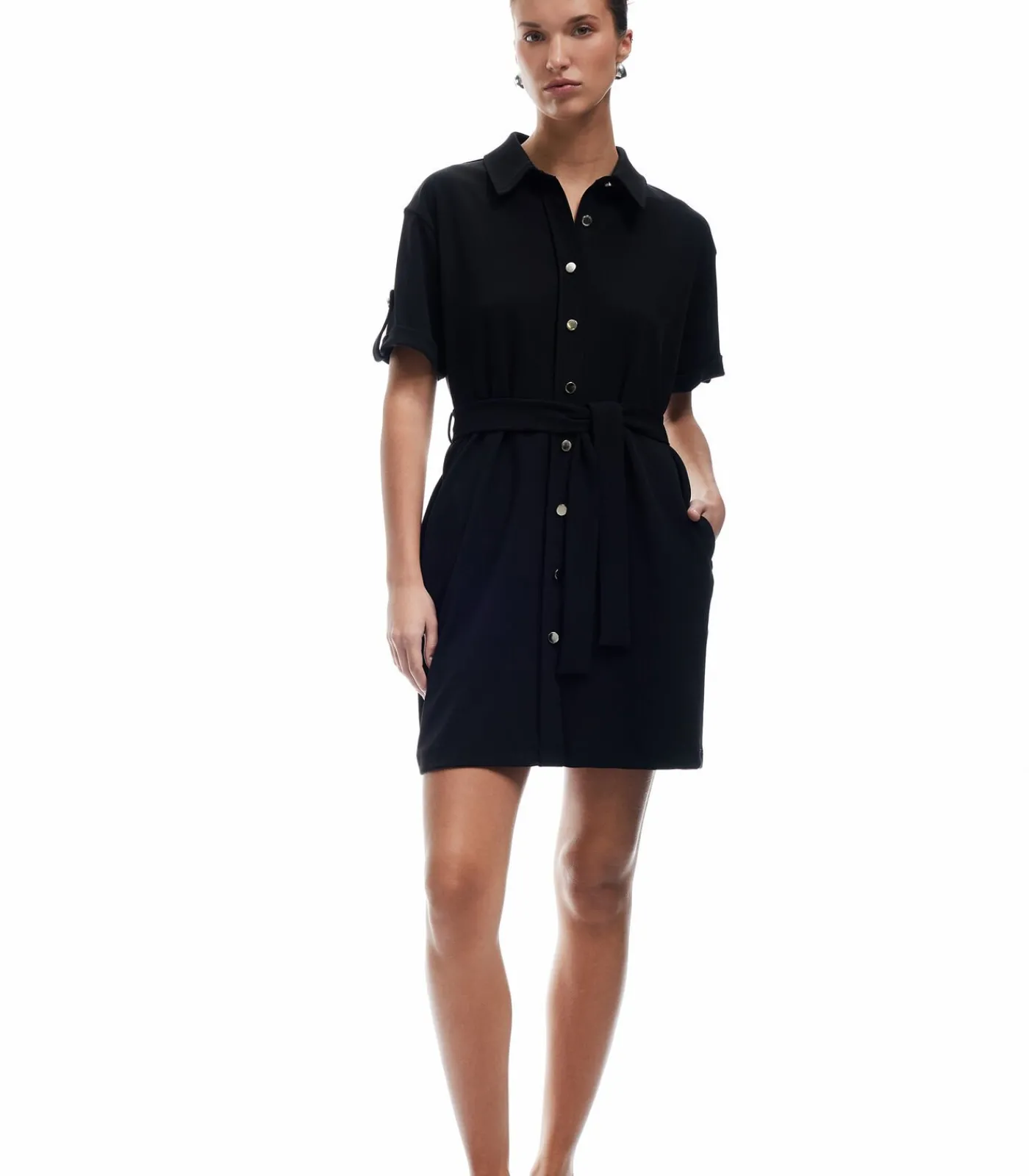 Outlet Mini-jurk Polo Kraag Korte Mouwen Zwarte Knoopsluiting DAMES Jurken