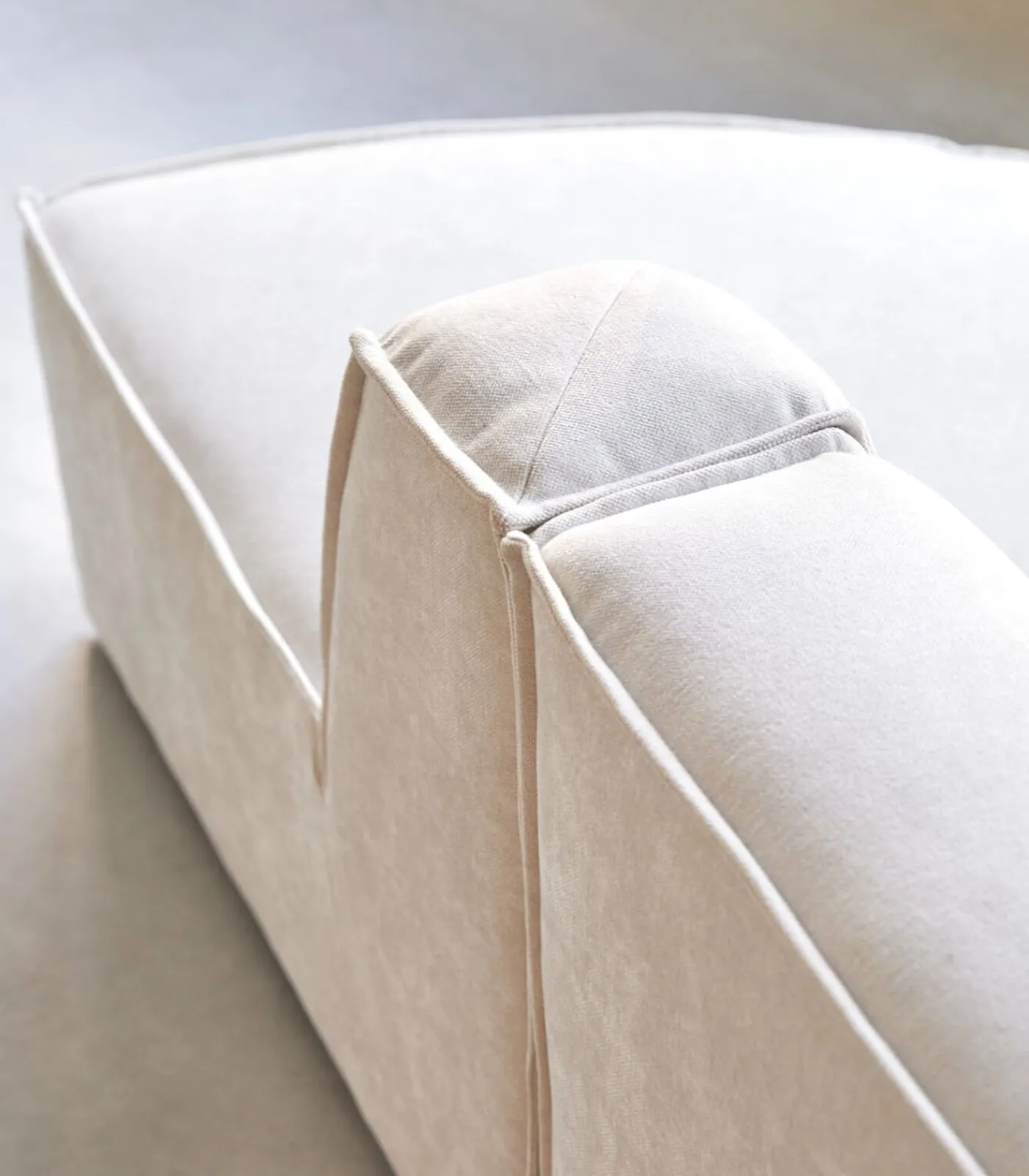 Modulaire Dario 2-zitsbank in beige stof Zetels