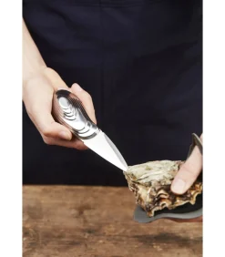 Point Virgule Oestermes RVS By Nik Baeyens