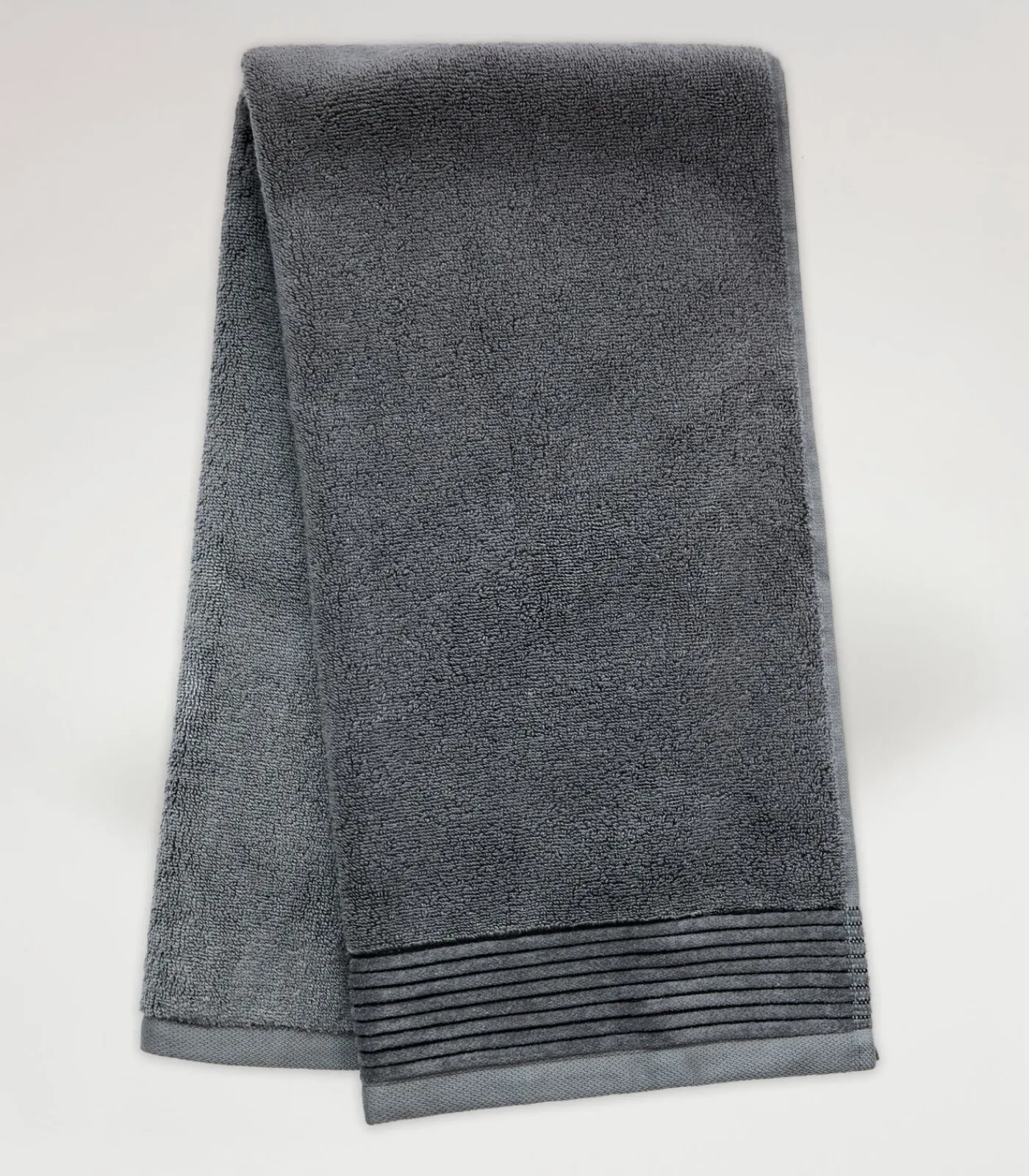 Premium Handdoek SOOTHING SHADOWS. Biologisch Katoen Handdoeken