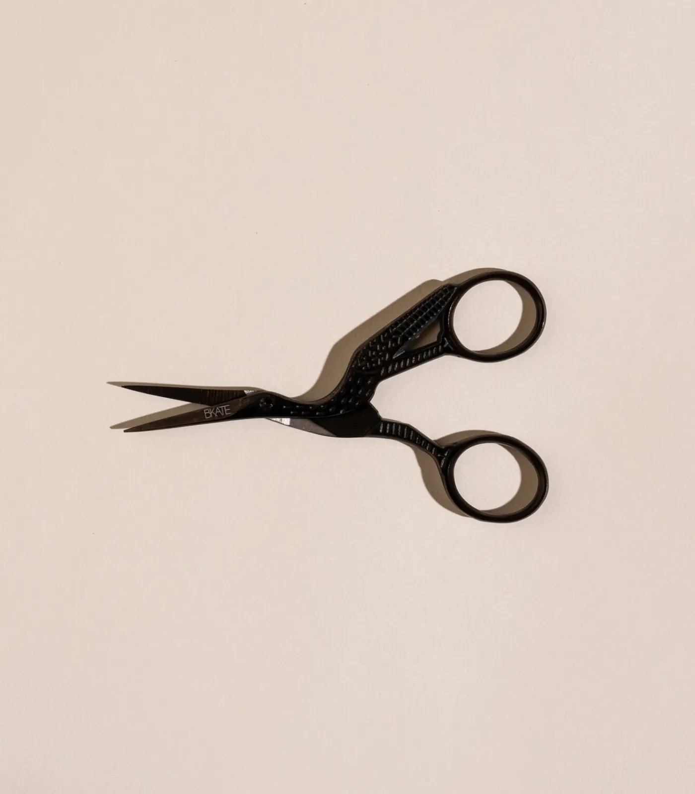 B’Kate Cosmetics Pro Brow Scissor