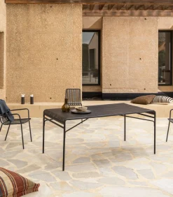 Tikamoon Rechthoekige metalen tuintafel 172 Gaby zwart