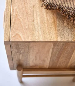 Tikamoon Sina - Nachtkastje van massief mangohout en rotan