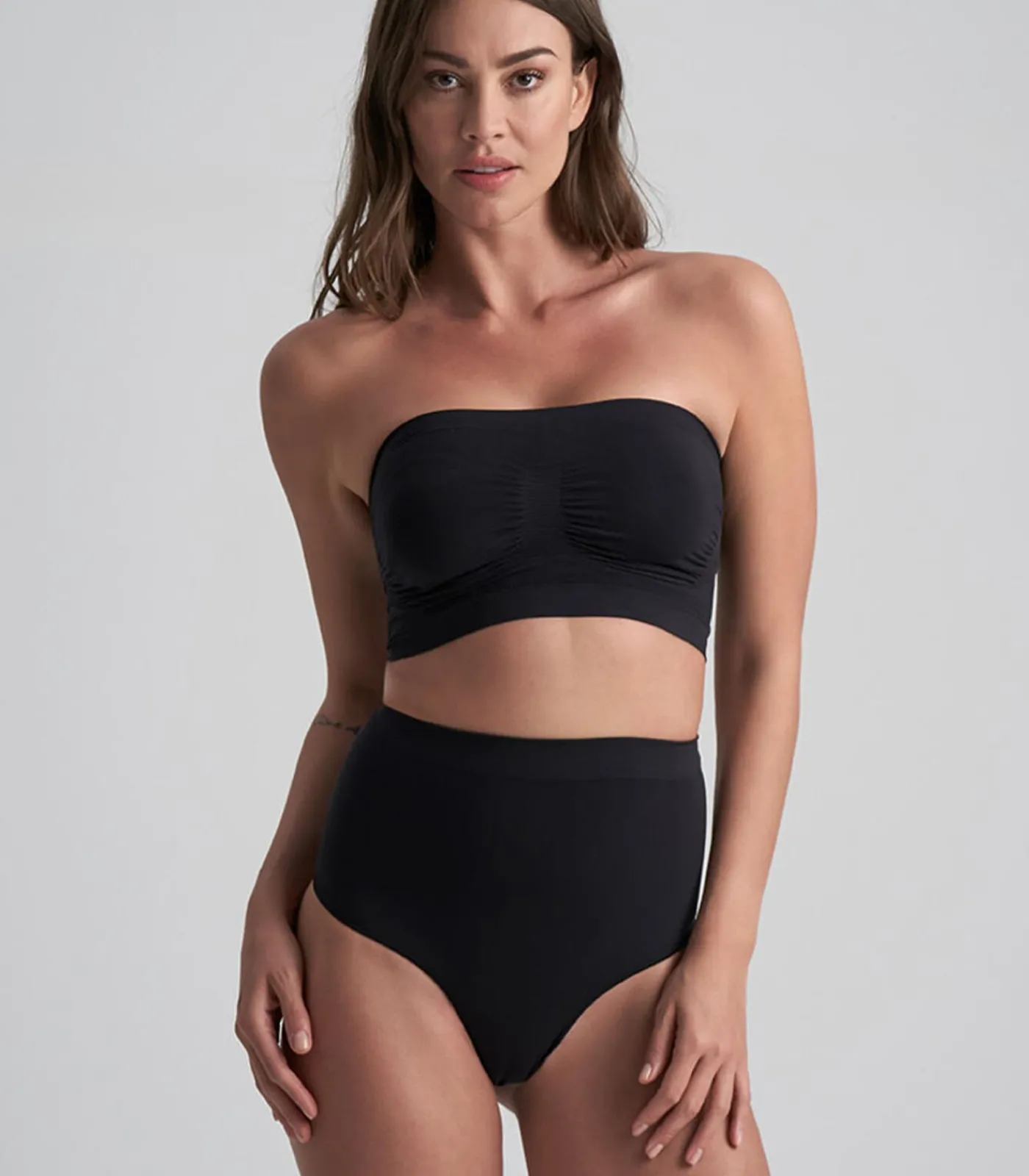 Hot Soft Touch Seamless Mid-Taille String DAMES Corrigerend Ondergoed