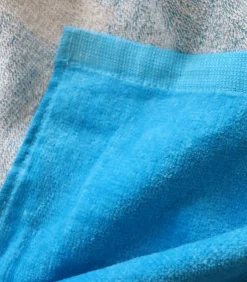 Matt & Rose Strandlaken met fluwelen opdruk 100% katoen, OM ÉQUIPE