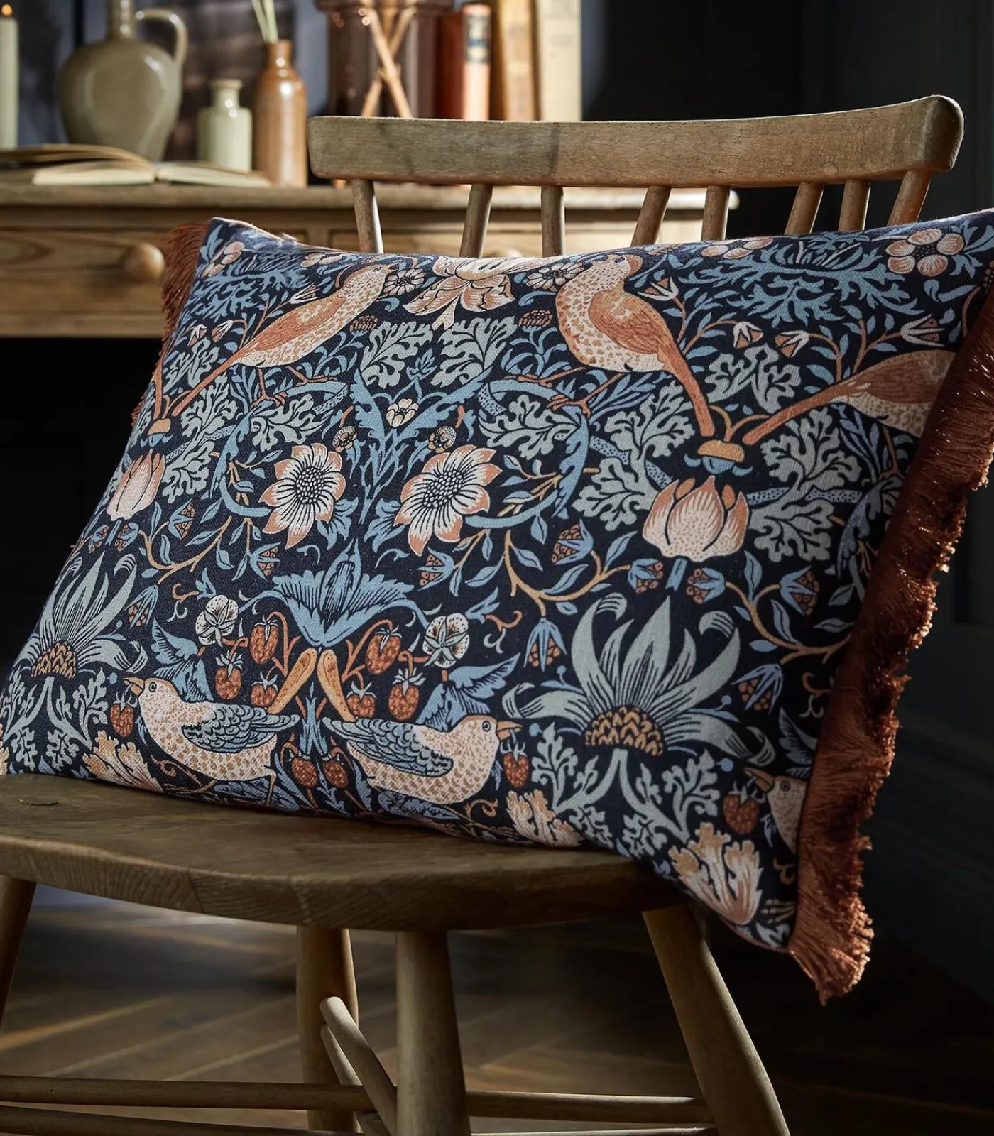 Clearance Strawberry Thief Sierkussen Kussens