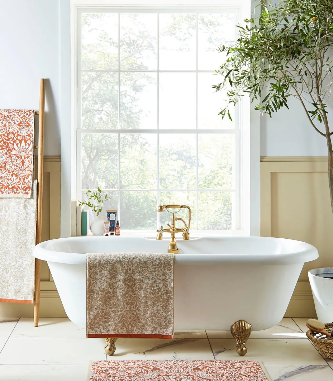 William Morris at Home Strawberry Thief Linen-rust Badhanddoek