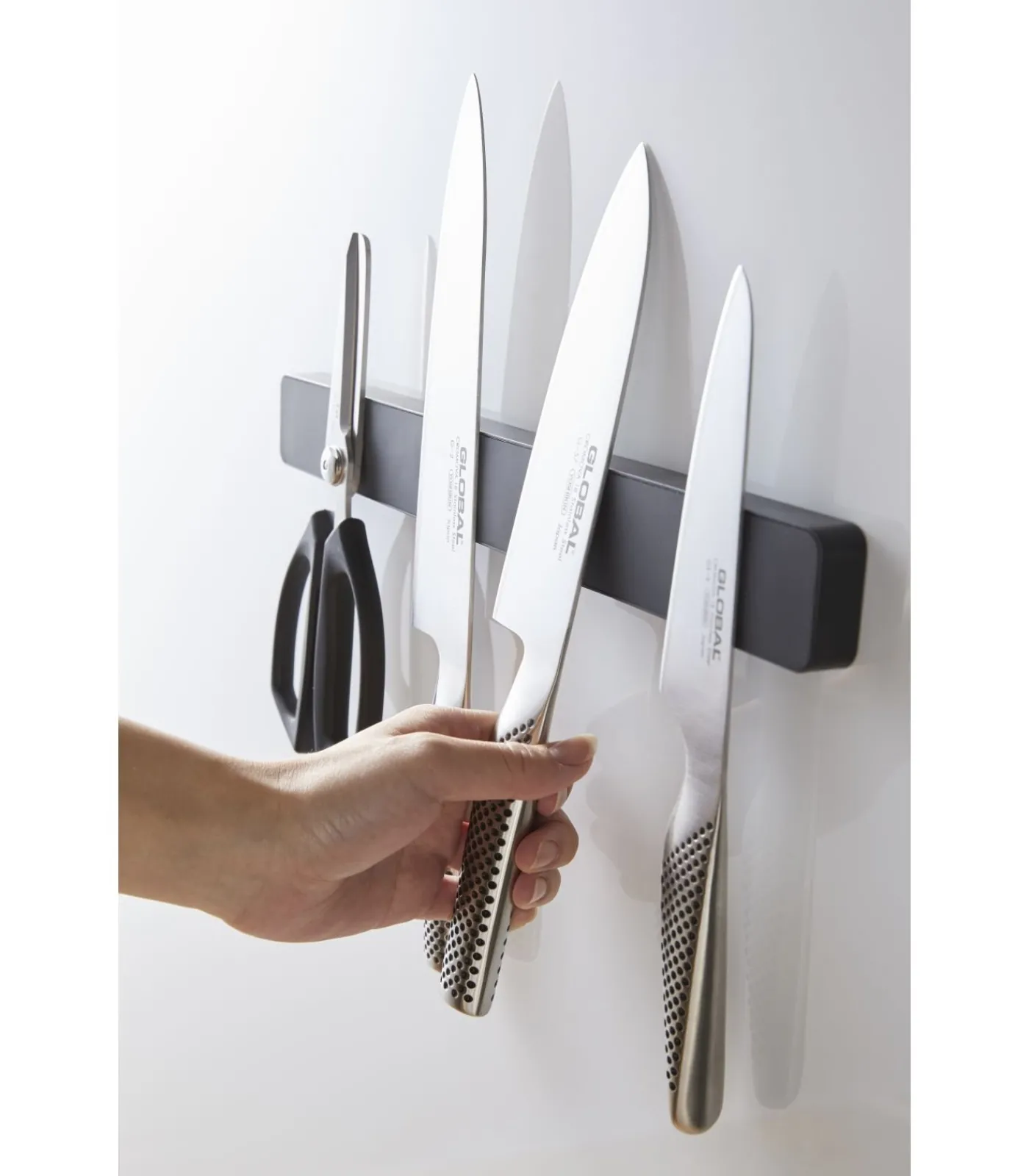 YAMAZAKI Tower Messenhouder magnetisch - Zwart