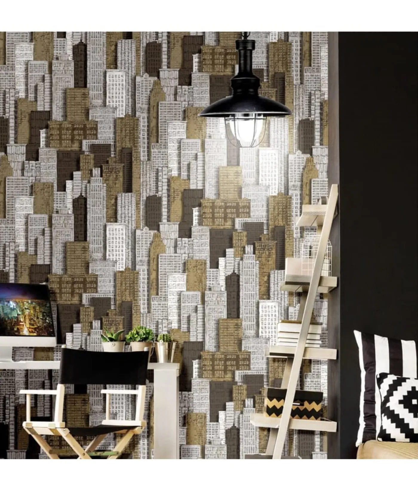 New Urban Friends & Coffee Behang stadsappartementen wit en goudkleurig Decoratie