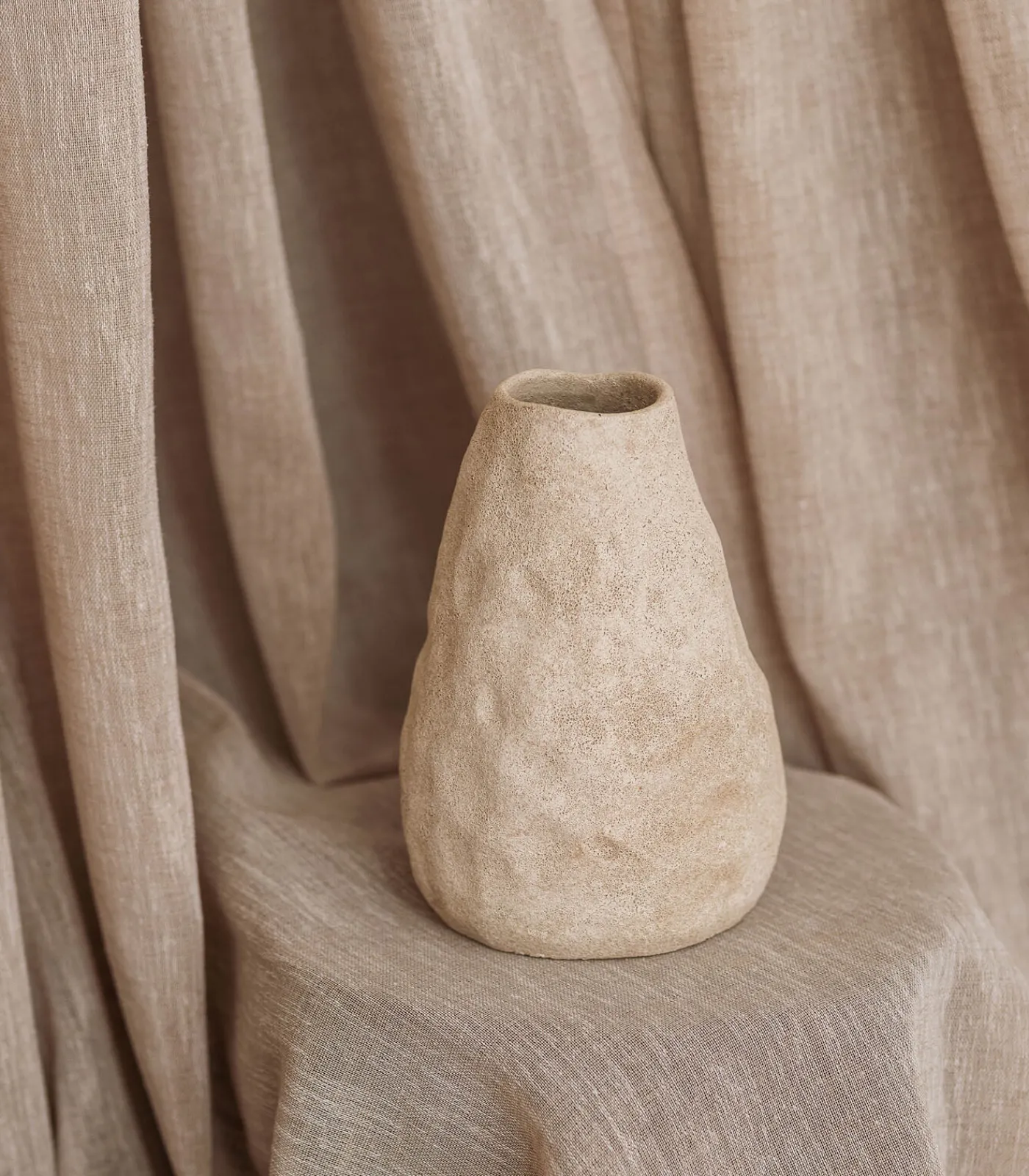 Hot Vaas 14,5xH22cm Cave Vazen