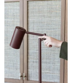 It's about RoMi Vloerlamp Bilbao - Rood - 53x28x154cm