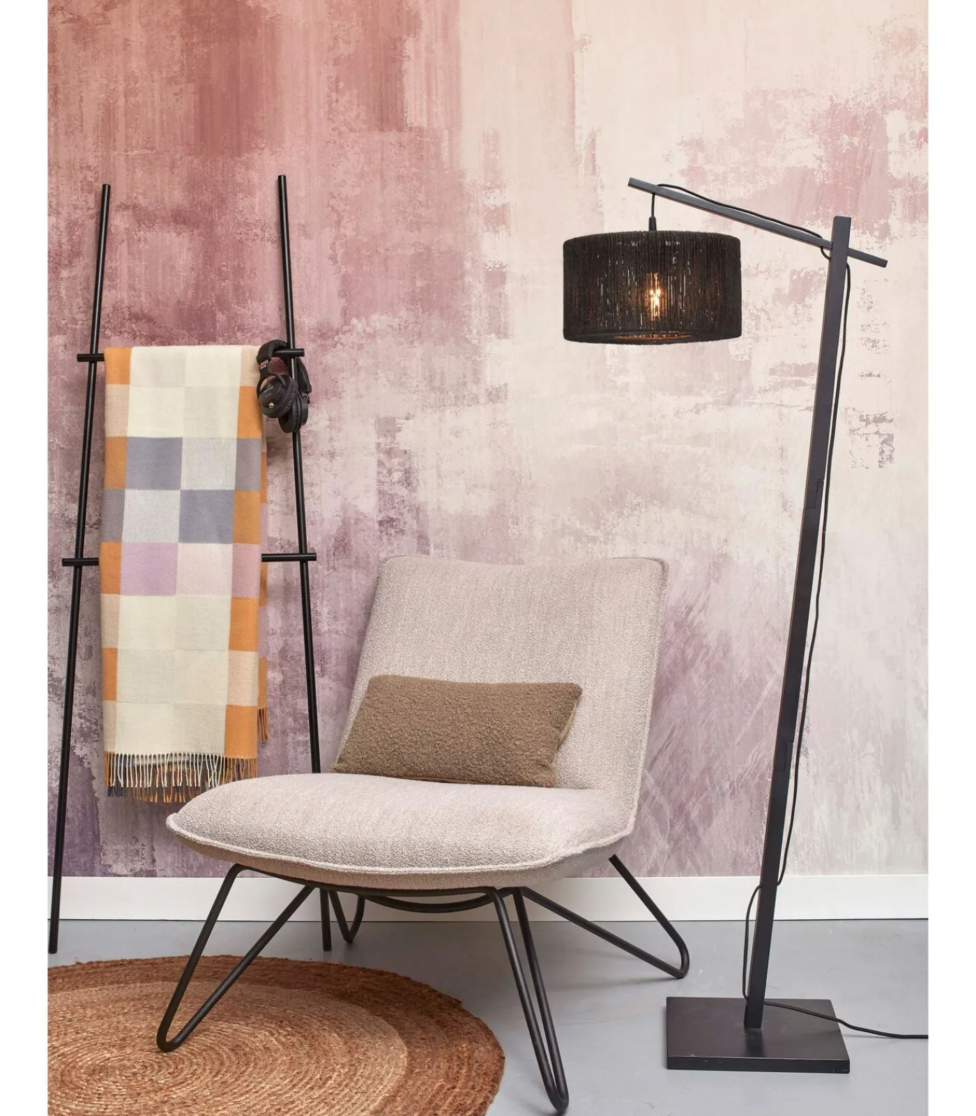 GOOD &MOJO Vloerlamp Iguazu - Bamboe/Jute Zwart - 57x31x150cm