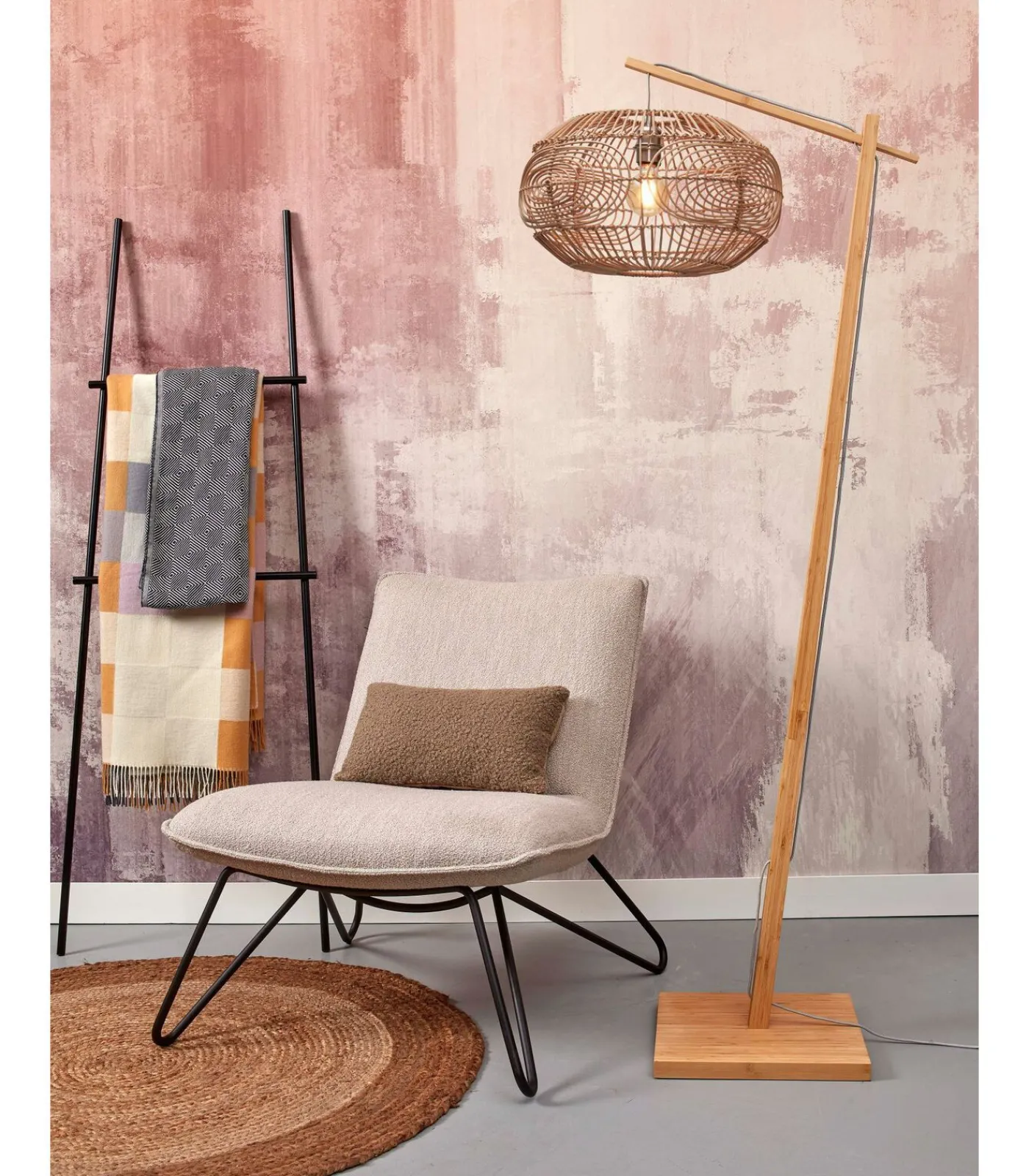 Best Vloerlamp Madeira - Bamboe/Rotan - 74x48x176cm Vloerlampen