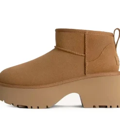 Online W Classic Ultra Mini New Heights DAMES Schoenen